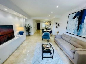 Exquisite NEW townhouse/Front Beach/2BEDR/2,5BATH